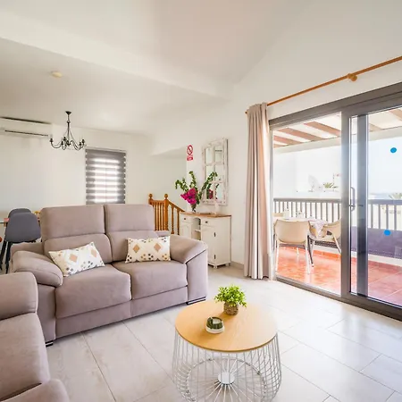 Villa By Cency Con Piscina Privada A 500 M De La Playa Puerto del Carmen (Lanzarote)