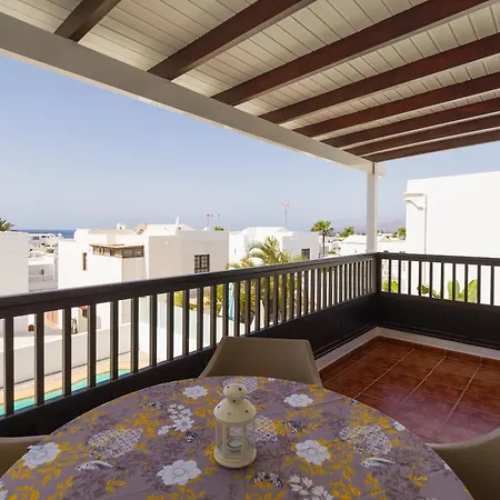 Con Piscina Privada A 500 M De La Playa Puerto del Carmen (Lanzarote)