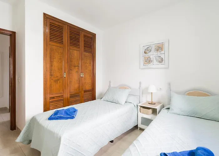 Villa Con Piscina Privada A 500 M De La Playa