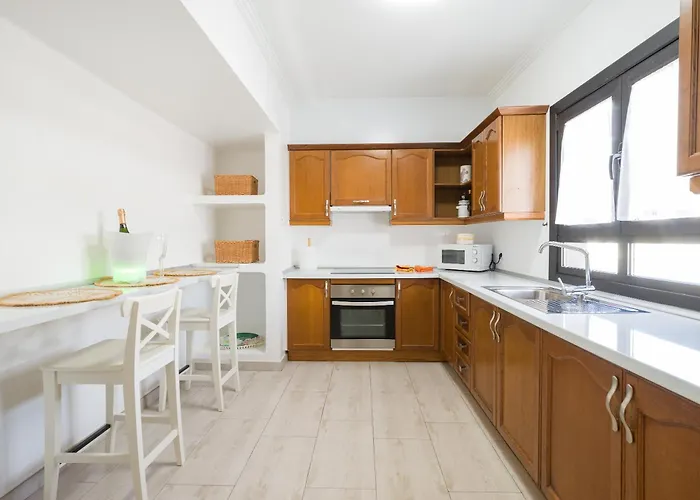 Con Piscina Privada A 500 M De La Playa Вилла *