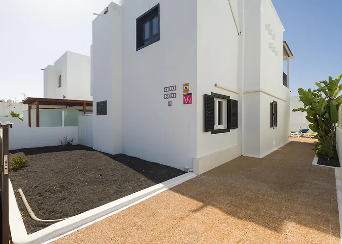 Con Piscina Privada A 500 M De La Playa