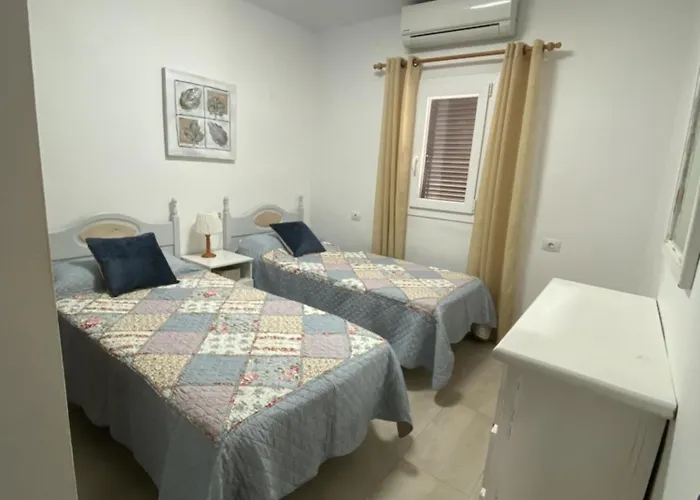 Con Piscina Privada A 500 M De La Playa Puerto del Carmen (Lanzarote)